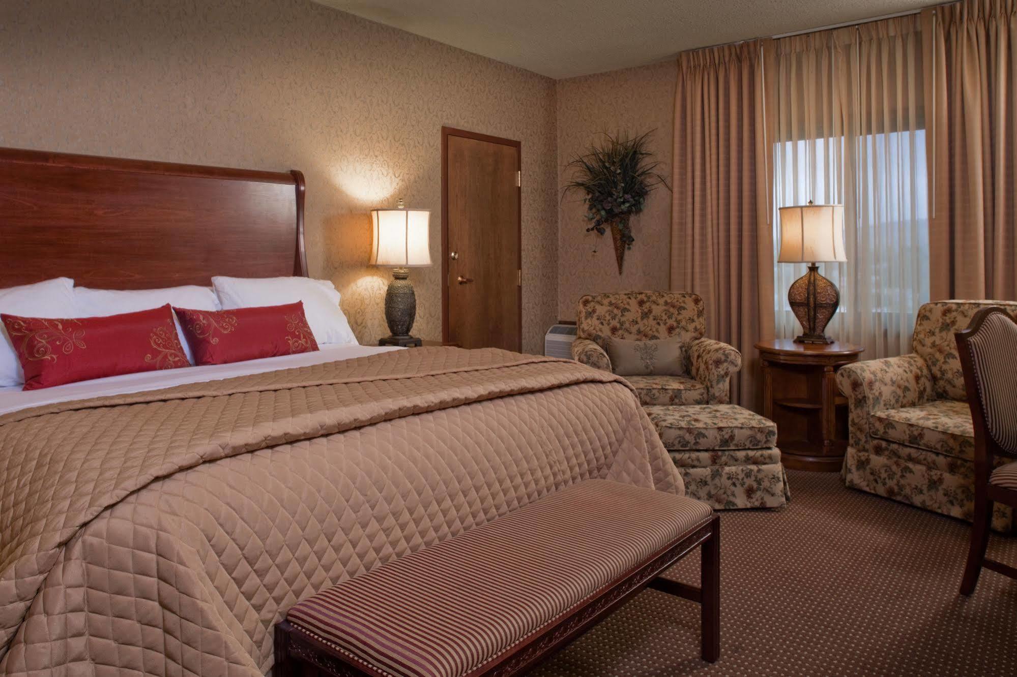 Grand Gateway Hotel Rapid City Exterior foto